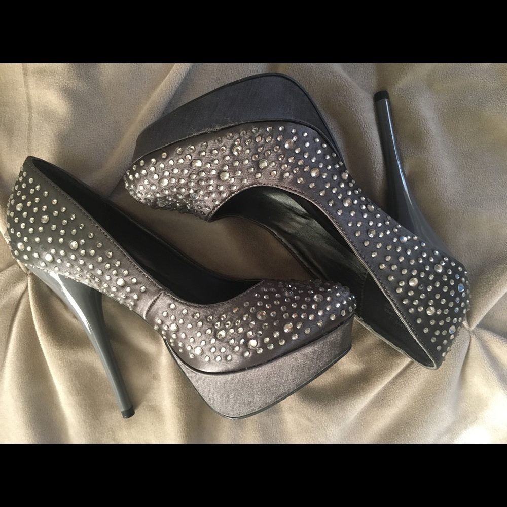 Studded Satin Gray High Heels - Size 5 1/2